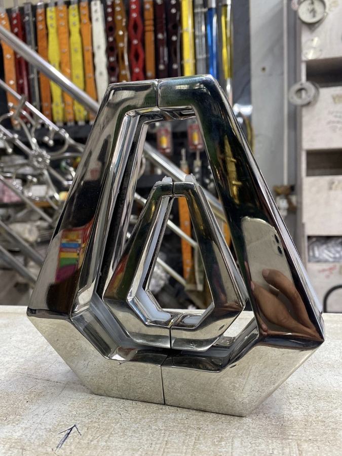 Acrylic pillar reel